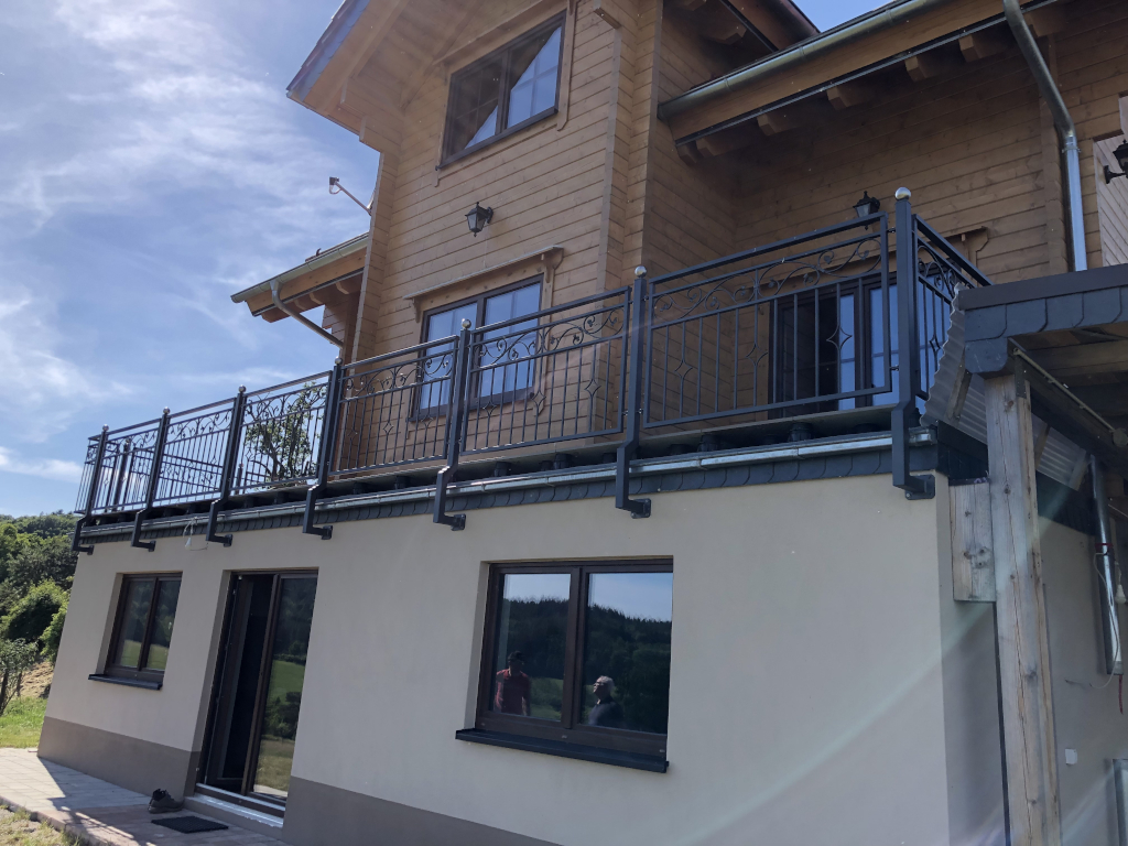 Geländer aussen 08 01