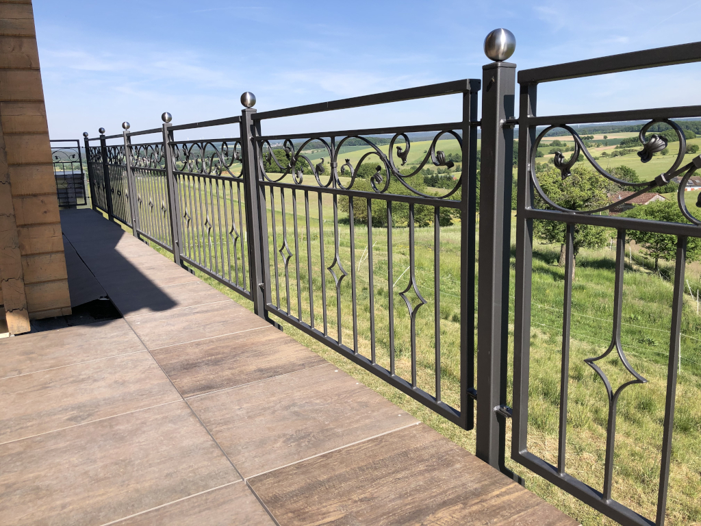 Geländer aussen 08 07