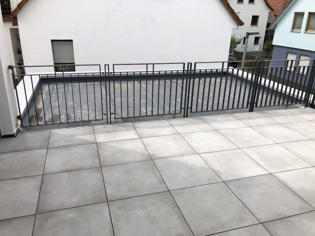 Geländer aussen 09 04