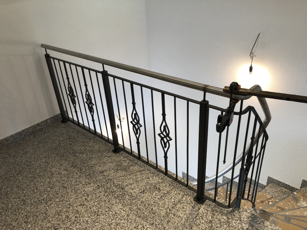 Geländer innen 01 03