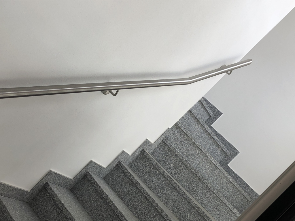 Handlauf innen 01 02