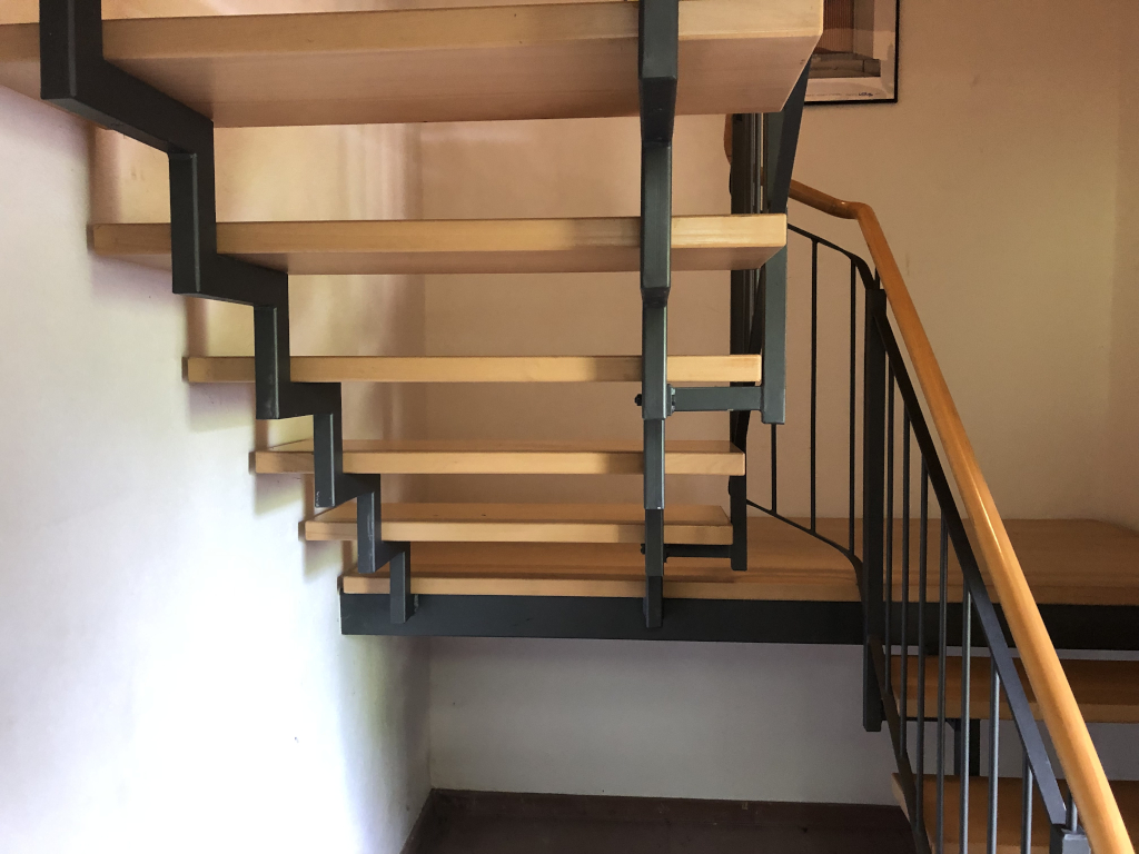Treppe innen 03 01